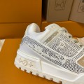 「#141」LOUIS VUITTON Trainer diamond