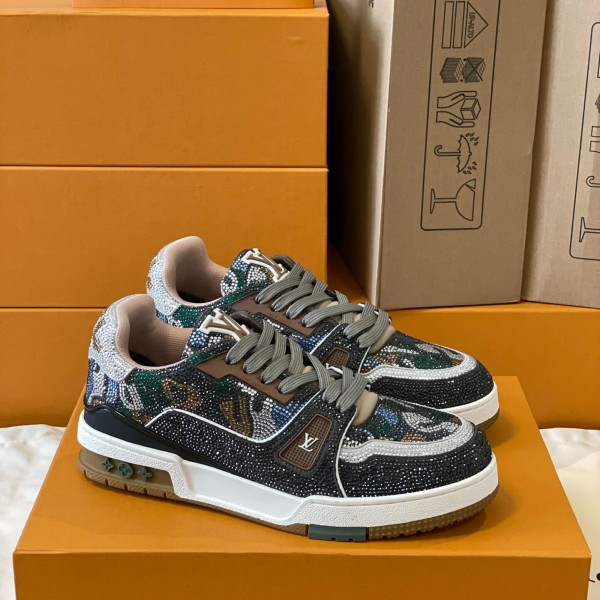 「#158」LOUIS VUITTON Trainer diamond