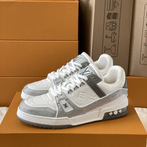 「#162」LOUIS VUITTON Trainer diamond