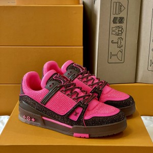 「#137」LOUIS VUITTON Trainer diamond