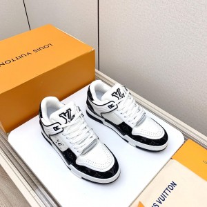 「#168」LOUIS VUITTON Trainer