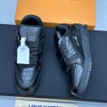 「#182」LOUIS VUITTON Trainer
