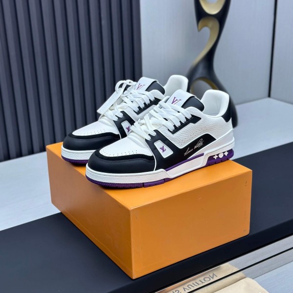 「#121」LOUIS VUITTON Trainer