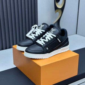 「#123」LOUIS VUITTON Trainer