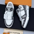 「#124」LOUIS VUITTON Trainer