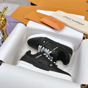 「#201」LOUIS VUITTON Trainer