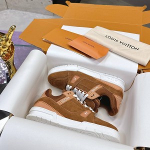 「#203」LOUIS VUITTON Trainer