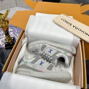 「#207」LOUIS VUITTON Trainer