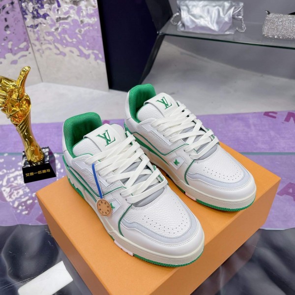 「#233」LOUIS VUITTON Trainer