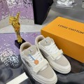 「#239」LOUIS VUITTON Trainer
