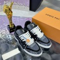「#242」LOUIS VUITTON Trainer