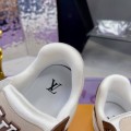 「#114」LOUIS VUITTON Trainer