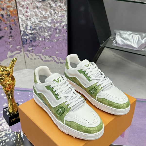 「#256 」LOUIS VUITTON Trainer