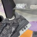 「#259 」LOUIS VUITTON Trainer