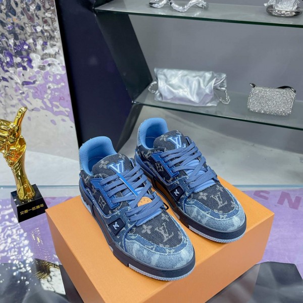 「#260 」LOUIS VUITTON Trainer