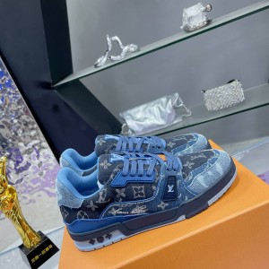 「#260 」LOUIS VUITTON Trainer