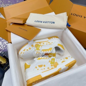 「#262 」LOUIS VUITTON Trainer