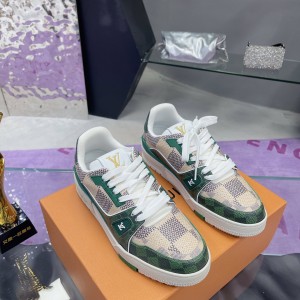 「#268 」LOUIS VUITTON Trainer