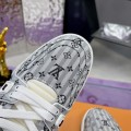 「#272 」LOUIS VUITTON Trainer