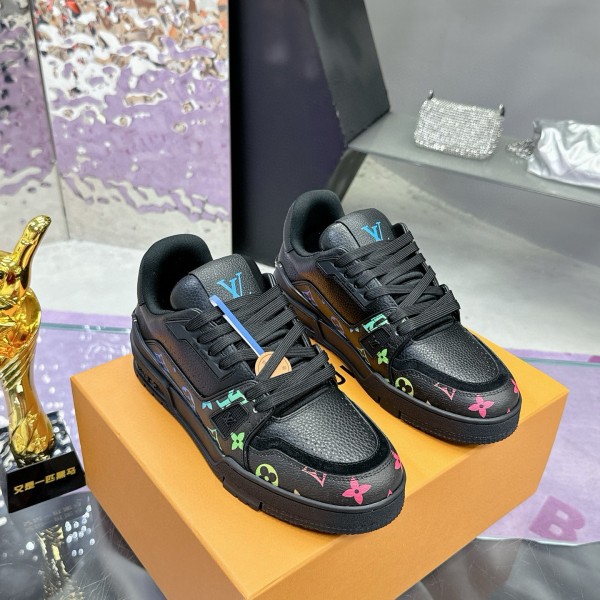 「#164 」LOUIS VUITTON Trainer