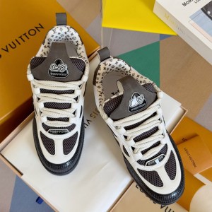 「#301」LOUIS VUITTON Skate