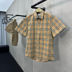 「#6017」  Burberry T-shirt