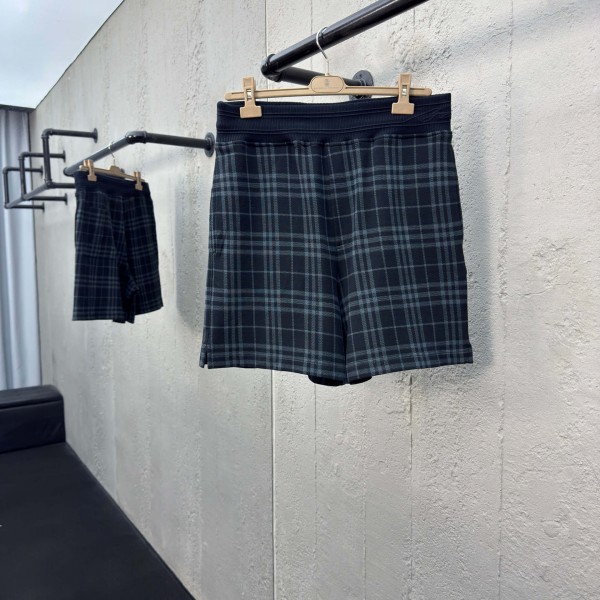 「#6047」  Burberry short