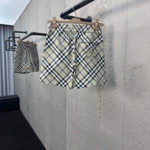 「#6050」  Burberry short