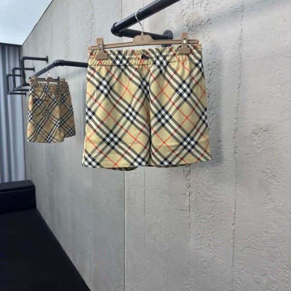 「#6051」  Burberry short