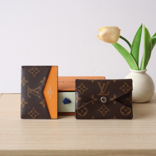 「#11606」Louis Vuitton bags; Card Holder