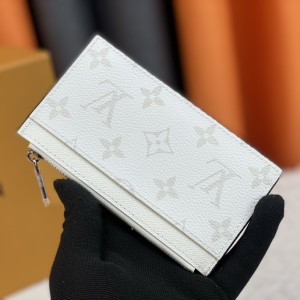 「#11621」Louis Vuitton bags; Card Holder