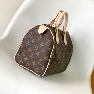 「#11644」Louis Vuitton bags