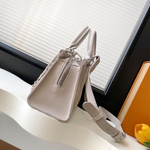 「#11648」Louis Vuitton bags