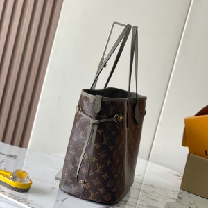 「#11689」Louis Vuitton bags