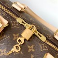 「#11698」Louis Vuitton bags; Travel Bag