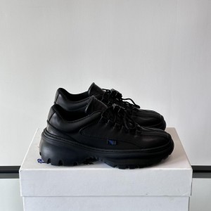 「#15014」Burberry shoes