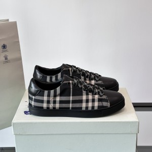 「#15017」Burberry shoes