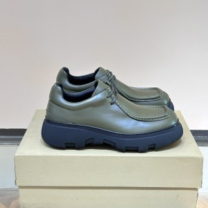 「#15037」Burberry shoes