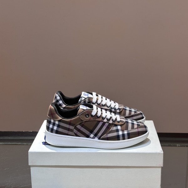 「#15054」Burberry shoes
