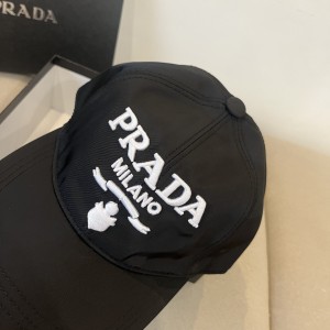 「#17210」Prada Hat