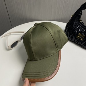 「#17219」Prada Hat