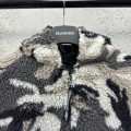 「#1702」Balenciaga jacket; fleece jacket