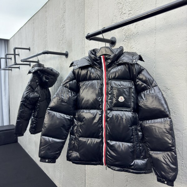 「#6439」Moncler jacket; down/puffer jacket