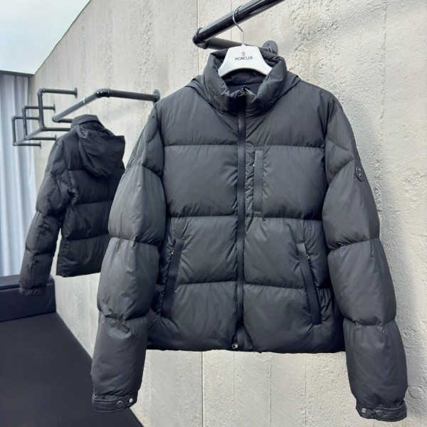 「#6430」Moncler jacket; down/puffer jacket