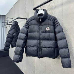 「#6433」Moncler jacket; down/puffer jacket