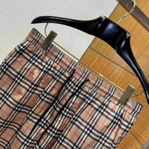 「#8300」  Burberry shorts