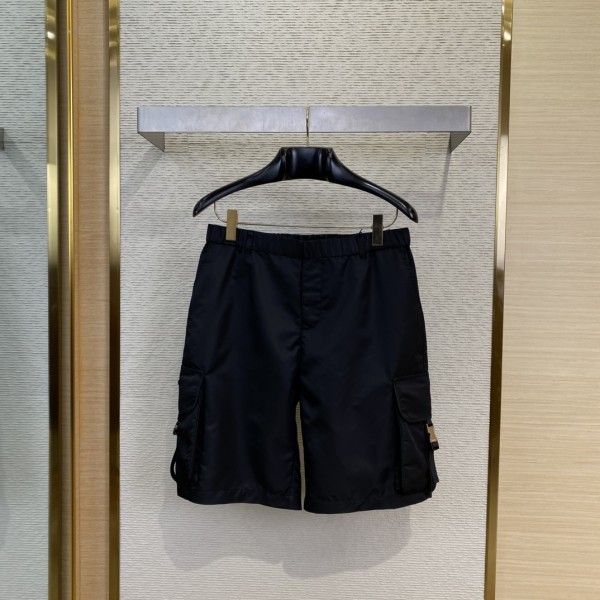 「#9553」Prada shorts
