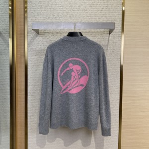 「#8674」Gucci Sweater; Cardigan