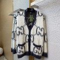 「#8676」Gucci Sweater; Cardigan