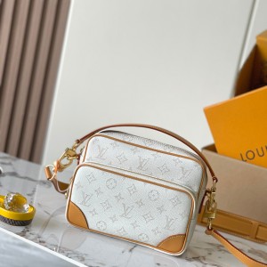 「#20020」Louis Vuitton Bags; Chip M14682(25 x 17.5 x 11cm